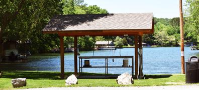 Shade with Resting Place by Lake Windsor